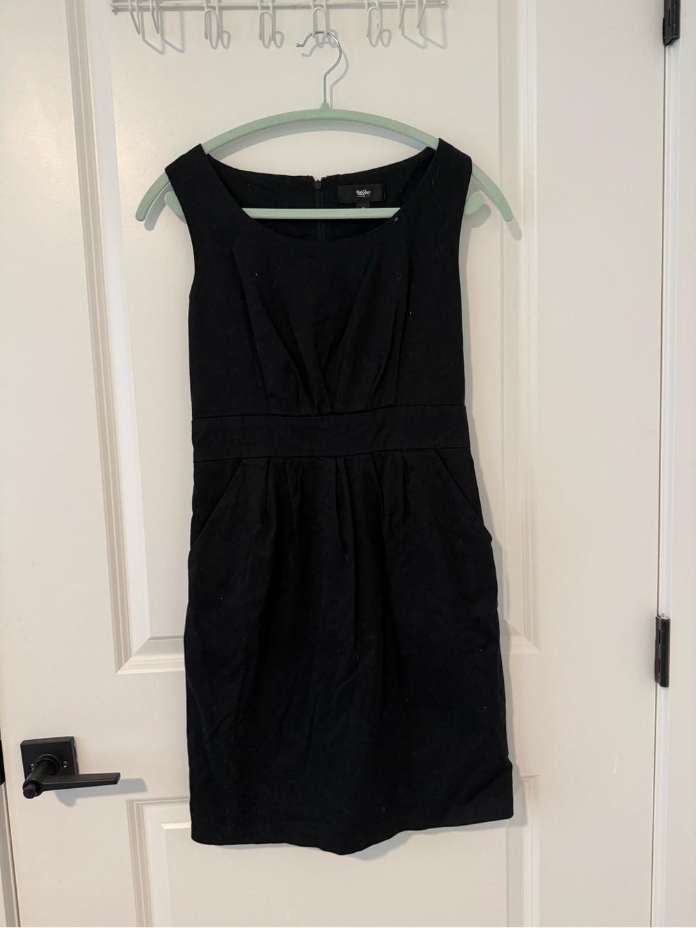 Mossimo Supply Co. Black Sleeveless Sheath Mini Dress